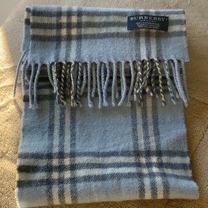Burberry Lambswool Lightweight Scarf
